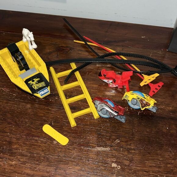Asst Lego Boat 2 Horses Ladder Snowboard 3 Motorcycle Replacement Parts - Picture 1 of 6